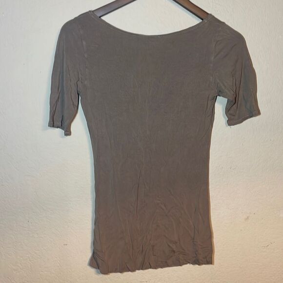 Majestic Taupe Boatneck Quarter Sleeve Top Super Soft Light Brown Tan - Picture 3 of 9